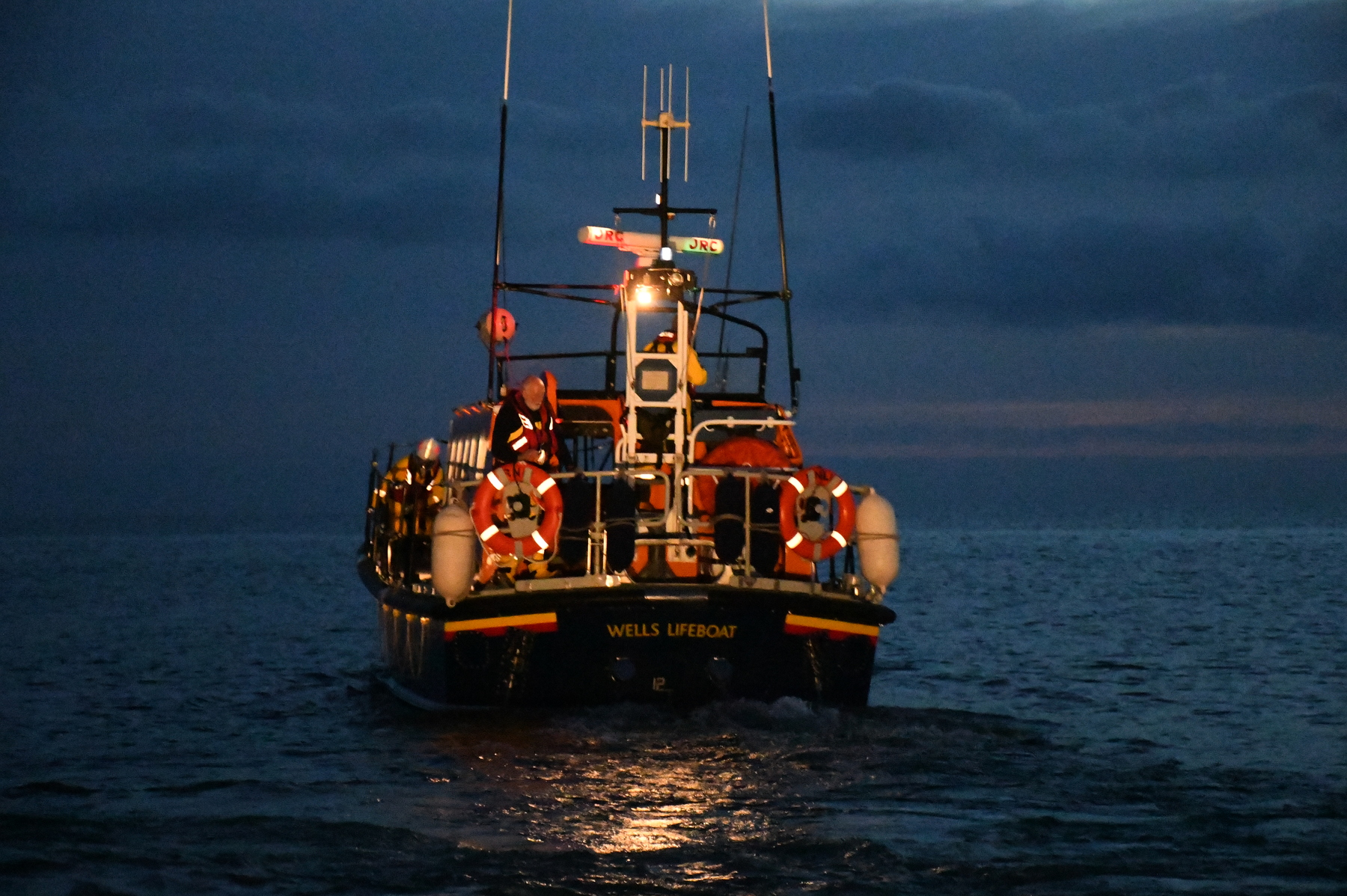 All-weather Lifeboat launches in Holkham Bay in the early hours on service to 'Kazmar', 14/7/22